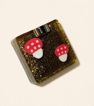 Gold Sparkly Mushroom Ledges